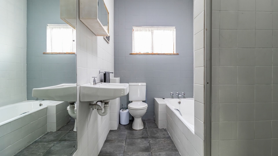 3 Bedroom Property for Sale in Van Ryneveld Western Cape